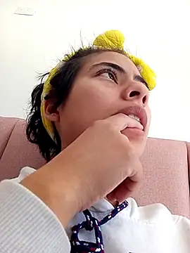 Eva Feller69 online show from October 2025 04:07:02 PM