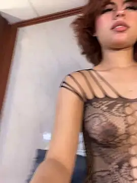 Eva Feller69 online show from May 2026 09:57:01 PM
