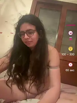 Snapshot of luciamaria01 chatting on June 2026 09:32:02 PM luciamaria01 online show from June 2026 09:32:02 PM