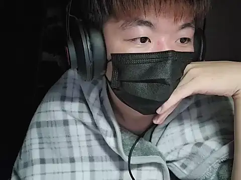 Snapshot of fox165 chatting on December 2025 05:41:02 PM fox165 online show from December 2025 05:41:02 PM