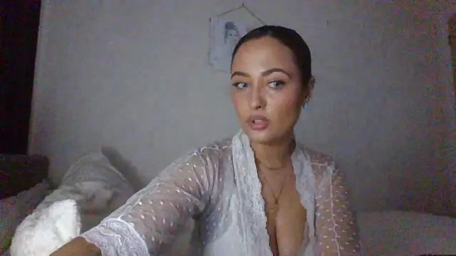 Snapshot of DommeMariaLopez95 chatting on December 2025 08:25:01 PM DommeMariaLopez95 online show from December 2025 08:25:01 PM