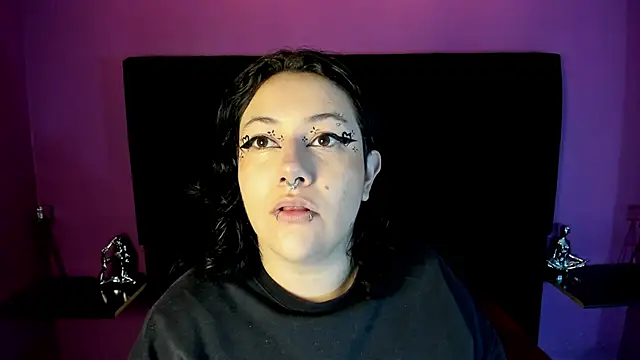 Snapshot of SabbathSinclair chatting on November 2025 11:36:01 AM SabbathSinclair online show from November 2025 11:36:01 AM