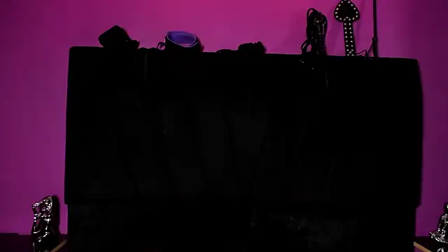 Snapshot of SabbathSinclair chatting on October 2025 11:44:02 AM SabbathSinclair online show from October 2025 11:44:02 AM