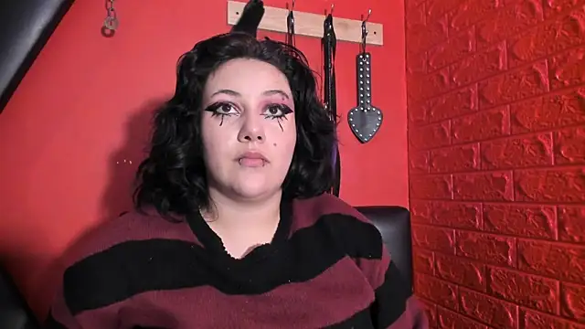 Snapshot of SabbathSinclair chatting on November 2025 12:10:02 PM SabbathSinclair online show from November 2025 12:10:02 PM