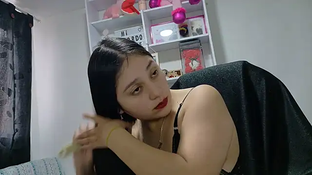 Snapshot of KOREN_JALAA chatting on June 2026 04:34:01 PM KOREN JALAA online show from June 2026 04:34:01 PM