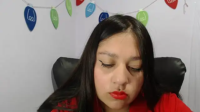 Snapshot of KOREN_JALAA chatting on December 2024 08:15:01 PM KOREN JALAA online show from December 2024 08:15:01 PM