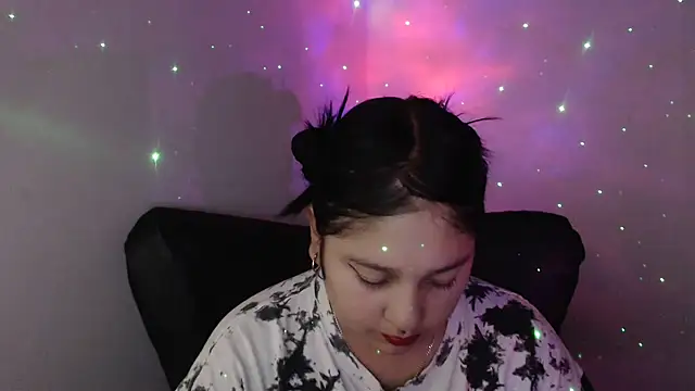 Snapshot of KOREN_JALAA chatting on December 2024 10:35:02 PM KOREN JALAA online show from December 2024 10:35:02 PM