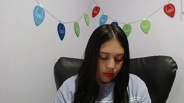 Snapshot of KOREN_JALAA chatting on January 2025 08:05:02 PM KOREN JALAA online show from January 2025 08:05:02 PM