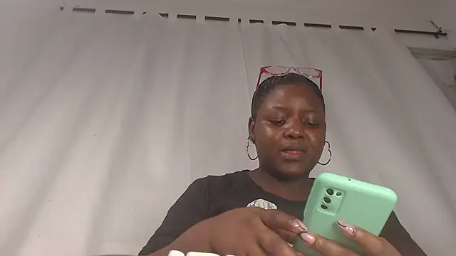 Kim Browns online show from April 2026 02:13:01 AM