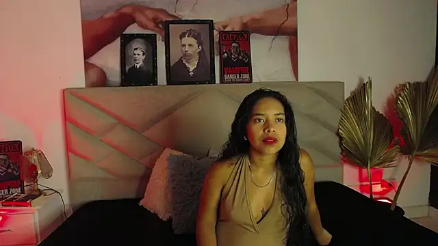Snapshot of Amayavaldes chatting on October 2025 01:15:01 AM Amayavaldes online show from October 2025 01:15:01 AM