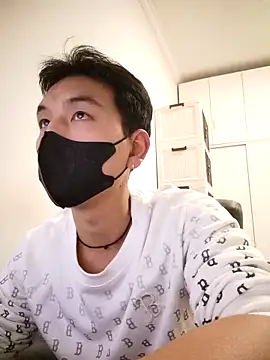 xqcbb 10 online show from October 2025 05:03:01 PM