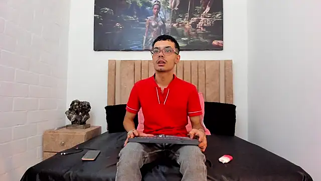 Timothe Evans online show from November 2025 07:58:01 PM