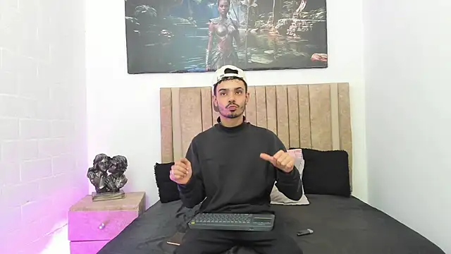 Timothe Evans online show from November 2025 04:38:02 AM