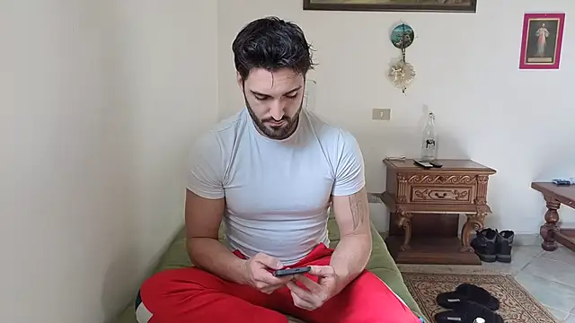 Al3xox02 online show from February 2026 01:01:02 PM