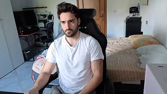 Al3xox02 online show from February 2026 08:36:02 AM