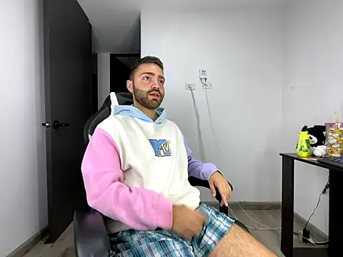 Snapshot of Nathan_Ryder chatting on October 2025 11:25:02 PM Nathan Ryder online show from October 2025 11:25:02 PM