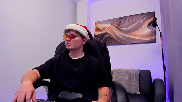 Leoo Miller online show from December 2025 04:11:01 AM