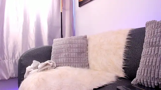 Leoo Miller online show from November 2025 04:55:02 PM