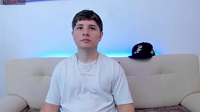 Leoo Miller online show from October 2025 08:52:01 PM