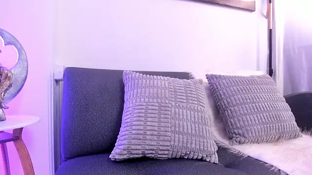 Leoo Miller online show from November 2025 01:54:01 AM