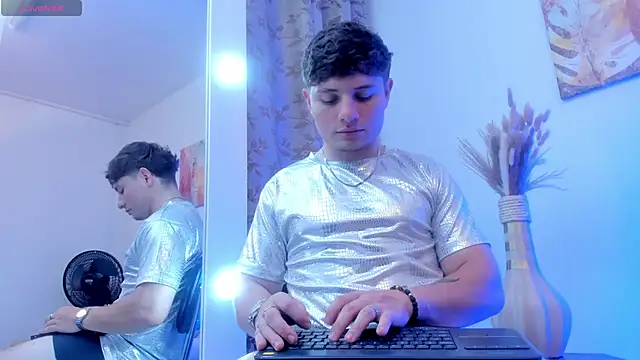 Leoo Miller online show from October 2025 09:34:02 PM