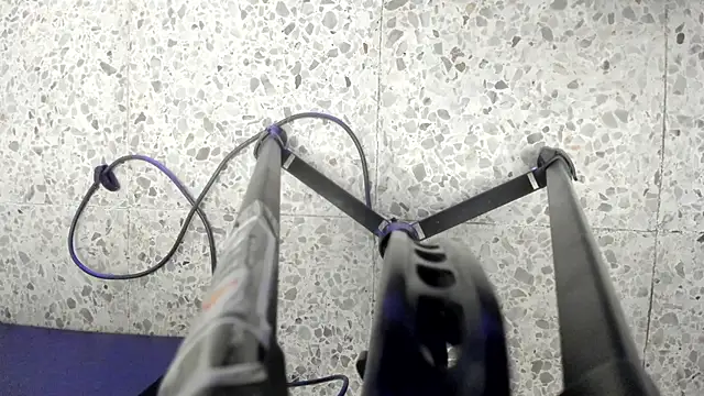 Leoo Miller online show from November 2025 04:13:01 AM