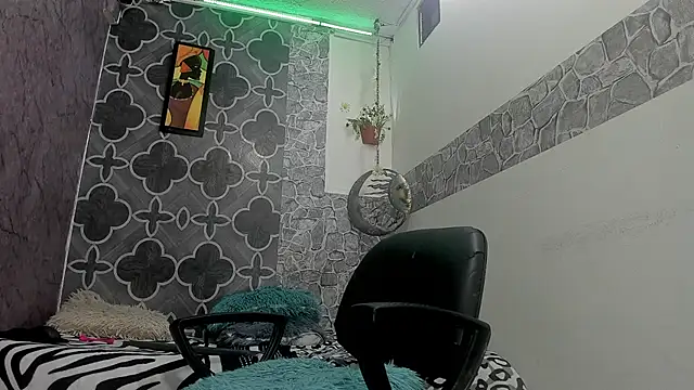 sexyboys cutex18 online show from February 2026 04:59:02 AM