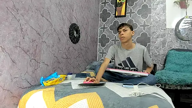 sexyboys cutex18 online show from December 2025 08:34:02 PM