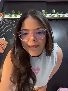 GabrielleMarsh1 online show from November 2025 01:43:02 AM