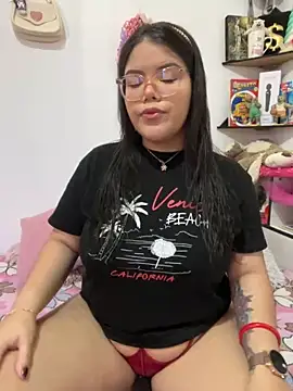 GabrielleMarsh1 online show from October 2025 05:57:02 PM