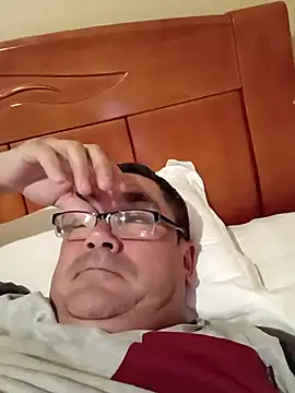 Snapshot of Alfred_00000 chatting on October 2025 11:44:02 AM Alfred 00000 online show from October 2025 11:44:02 AM