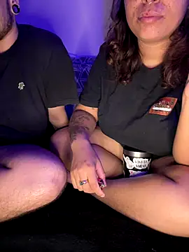 Snapshot of casalqueer chatting on October 2025 03:42:02 AM casalqueer online show from October 2025 03:42:02 AM