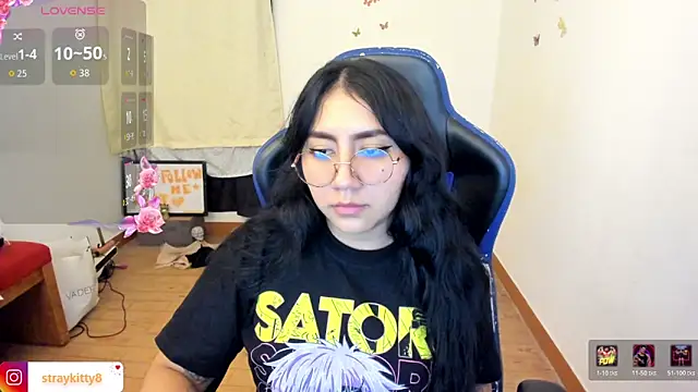 LoveLyy- online show from January 2026 03:32:01 AM