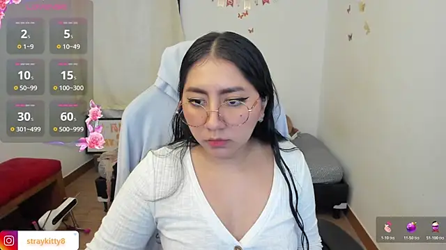 Snapshot of LoveLyy- chatting on November 2025 05:16:01 PM LoveLyy- online show from November 2025 05:16:01 PM