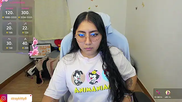 Snapshot of LoveLyy- chatting on October 2025 11:38:02 PM LoveLyy- online show from October 2025 11:38:02 PM