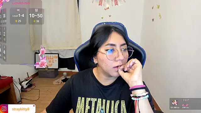 LoveLyy- online show from February 2026 09:50:01 PM