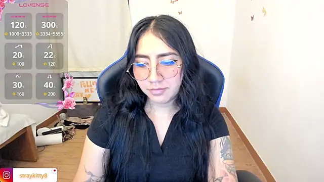 LoveLyy- online show from May 2026 08:27:02 PM