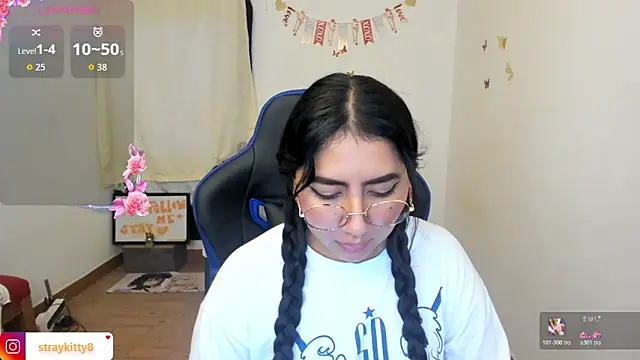 LoveLyy- online show from March 2026 03:46:02 PM