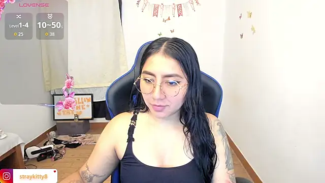 LoveLyy- online show from June 2026 02:07:02 PM