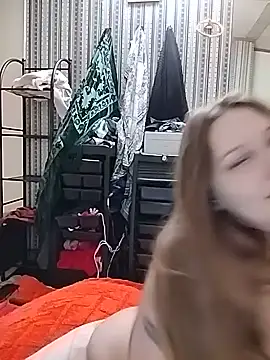 AugustRayn online show from June 2026 02:53:01 AM
