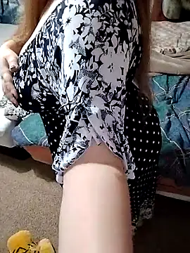 AugustRayn online show from November 2025 07:51:01 PM