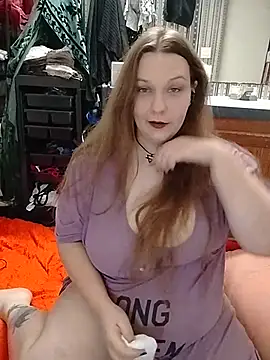 AugustRayn online show from May 2026 01:47:01 AM