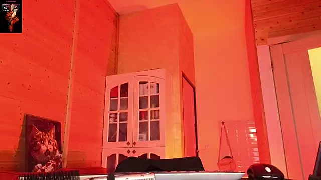 Lady Shine online show from April 2026 04:35:01 PM