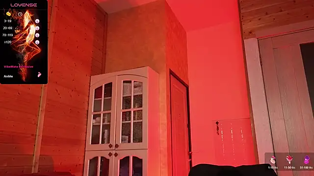 Snapshot of Lady_Shine chatting on November 2025 06:18:01 AM Lady Shine online show from November 2025 06:18:01 AM