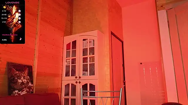 Lady Shine online show from February 2026 04:31:02 PM