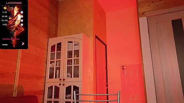 Snapshot of Lady_Shine chatting on November 2025 09:37:01 PM Lady Shine online show from November 2025 09:37:01 PM