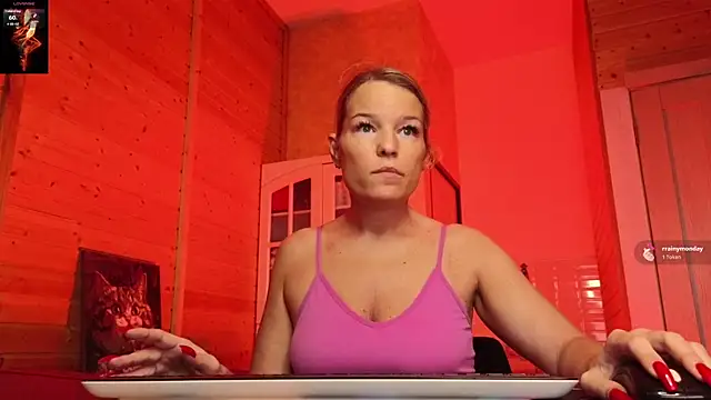 Lady Shine online show from April 2026 04:08:02 PM