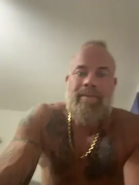 Snapshot of Muscledick40 chatting on July 2026 02:18:01 AM Muscledick40 online show from July 2026 02:18:01 AM