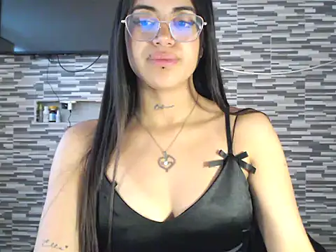Carla Bennett   online show from October 2025 11:33:02 AM