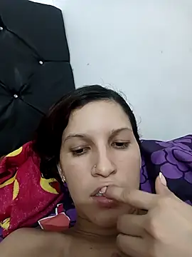 Mariana08andDiego online show from December 2025 11:32:02 PM